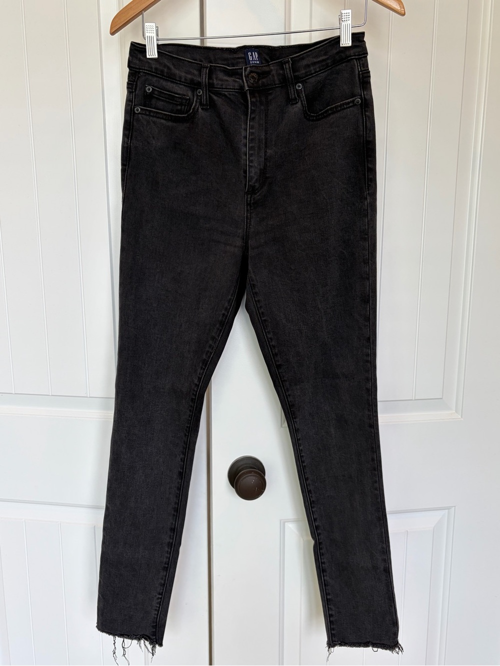 GAP Black High-Rise Skinny Jeans